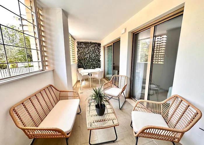 Filologo Sanelo Luxury Lägenhet *